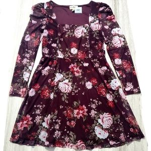 "Derek Heart"Floral Dress w/Sheer Sleeves(NWT)